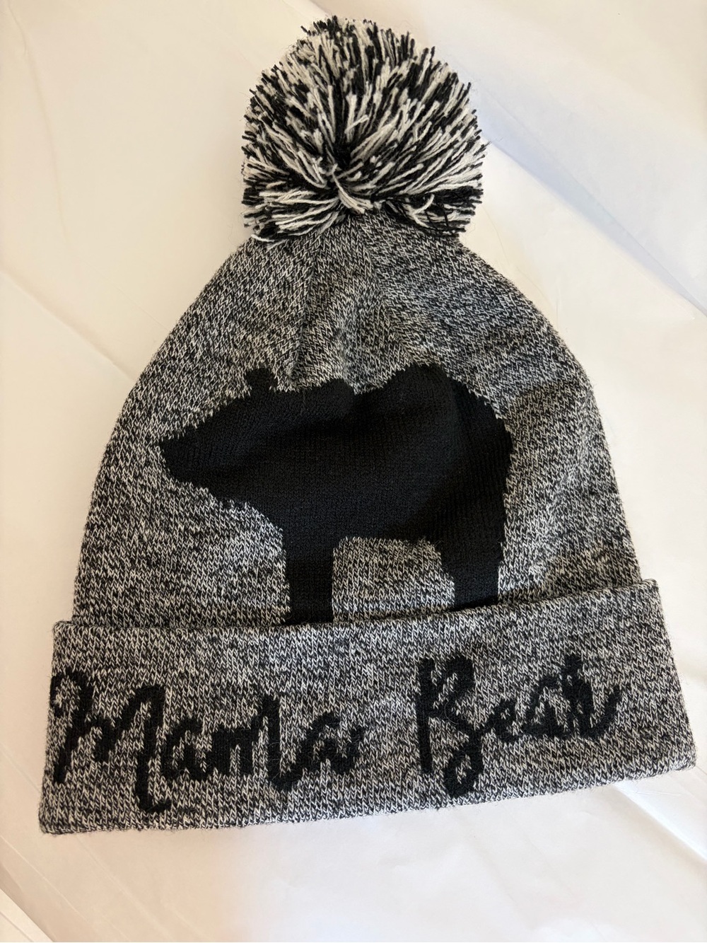NEW Mama Bear Souvenir Du Quebec Black Warm Gray Beanie Pom Pom One Size